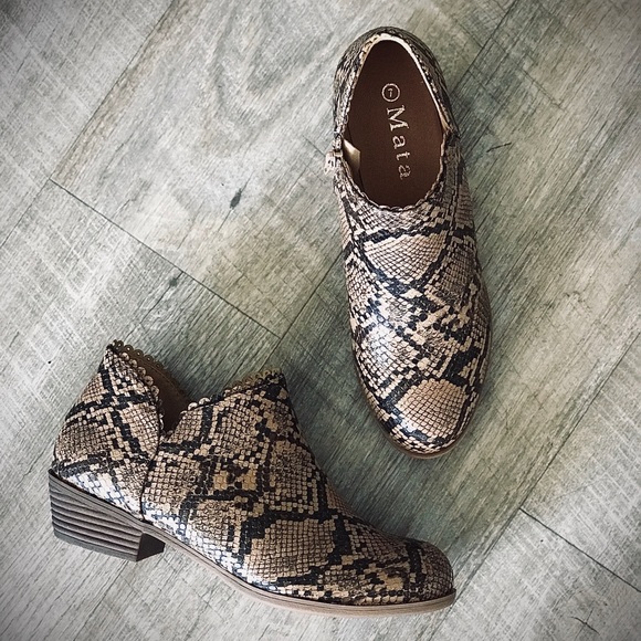 Mata Python Snakeprint Animal Print Heeled Bootie - Picture 3 of 8